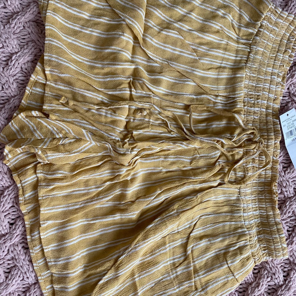 AE relaxed shorts